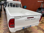 DEF_130_Hilux-00.jpg