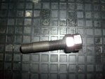 S7300136.JPG (280.21 Kio) Vu 20169 fois le goujon avec son double écrou de serrage
