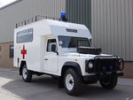 LR Defender 127 Ambulance 05.JPG